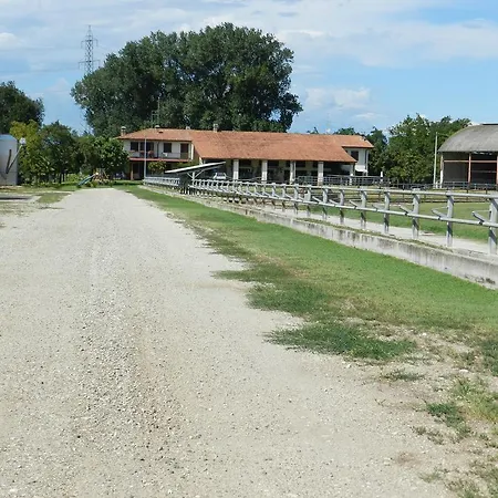 Agriturismo Zio Michele ゲストハウス *